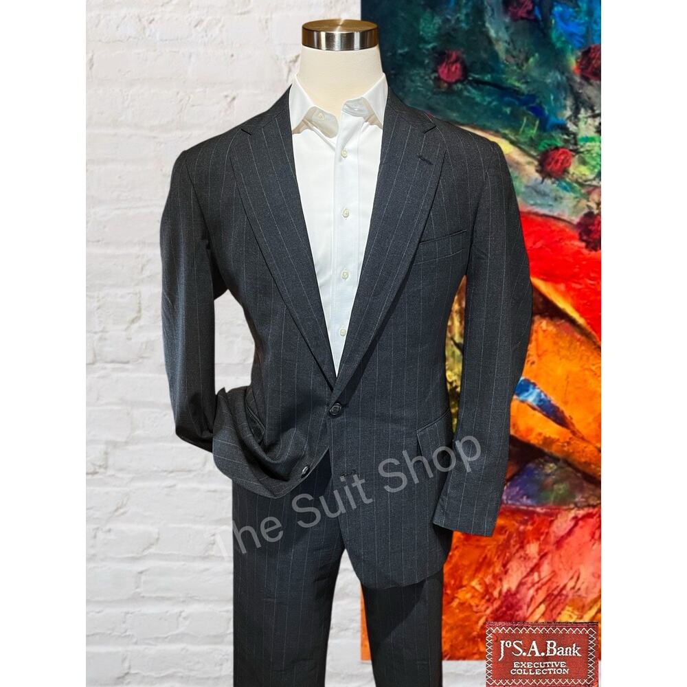 Vintage Jos A Bank Executive Collection Mens 44L 38x31 Gray Suit Banker's Stripe